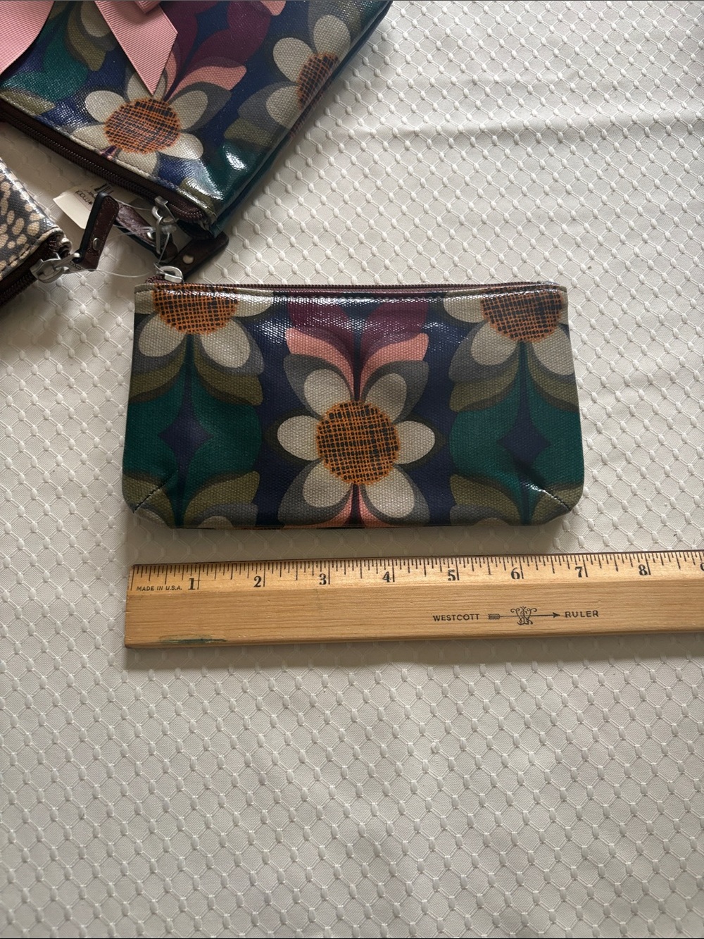 Fossil Floral Multi-Pouch Clutch with Pink Bow - Picture 3 of 7